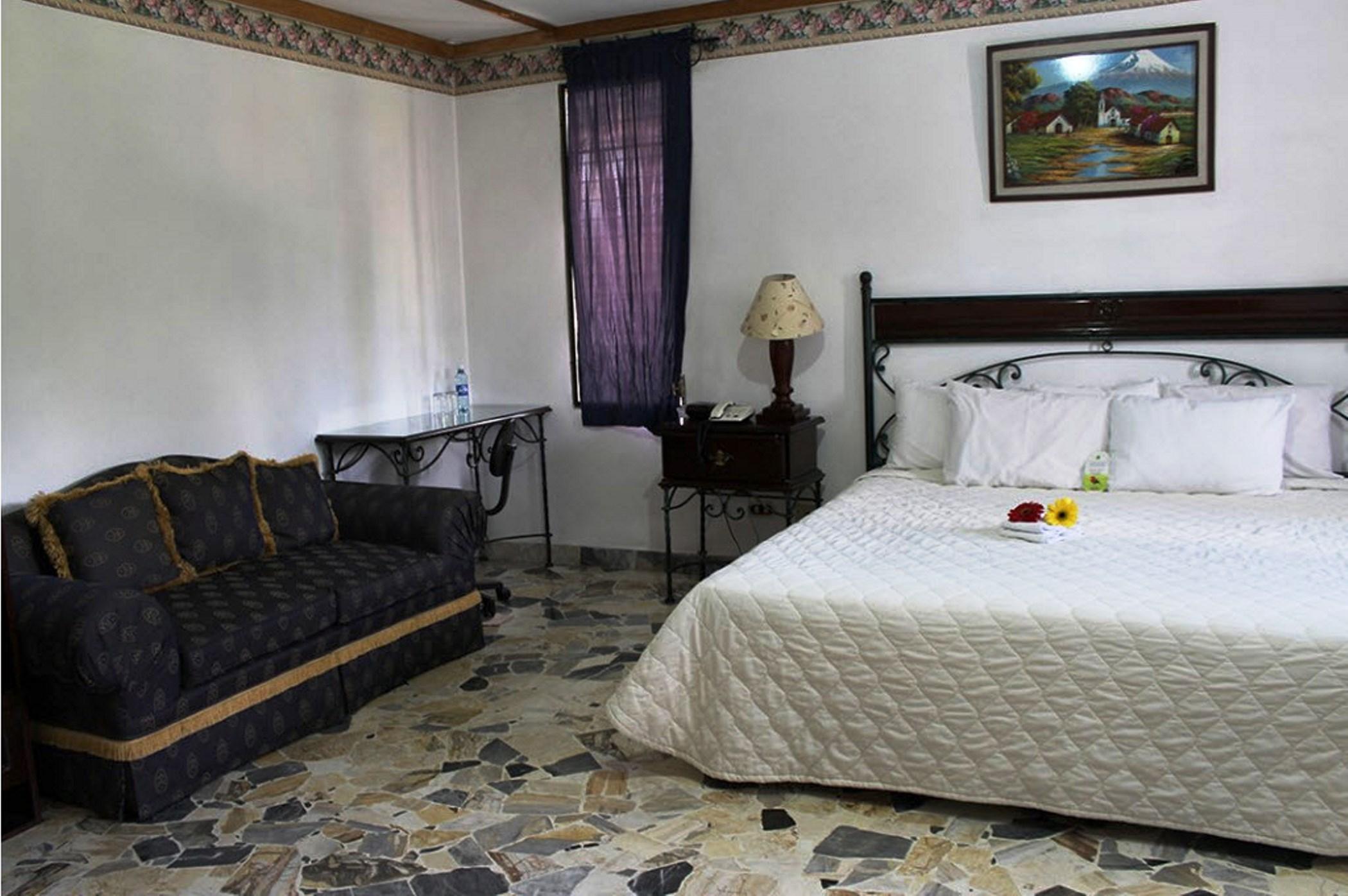 Hotel Santa Elena Antiguo Cuscatlán Екстериор снимка