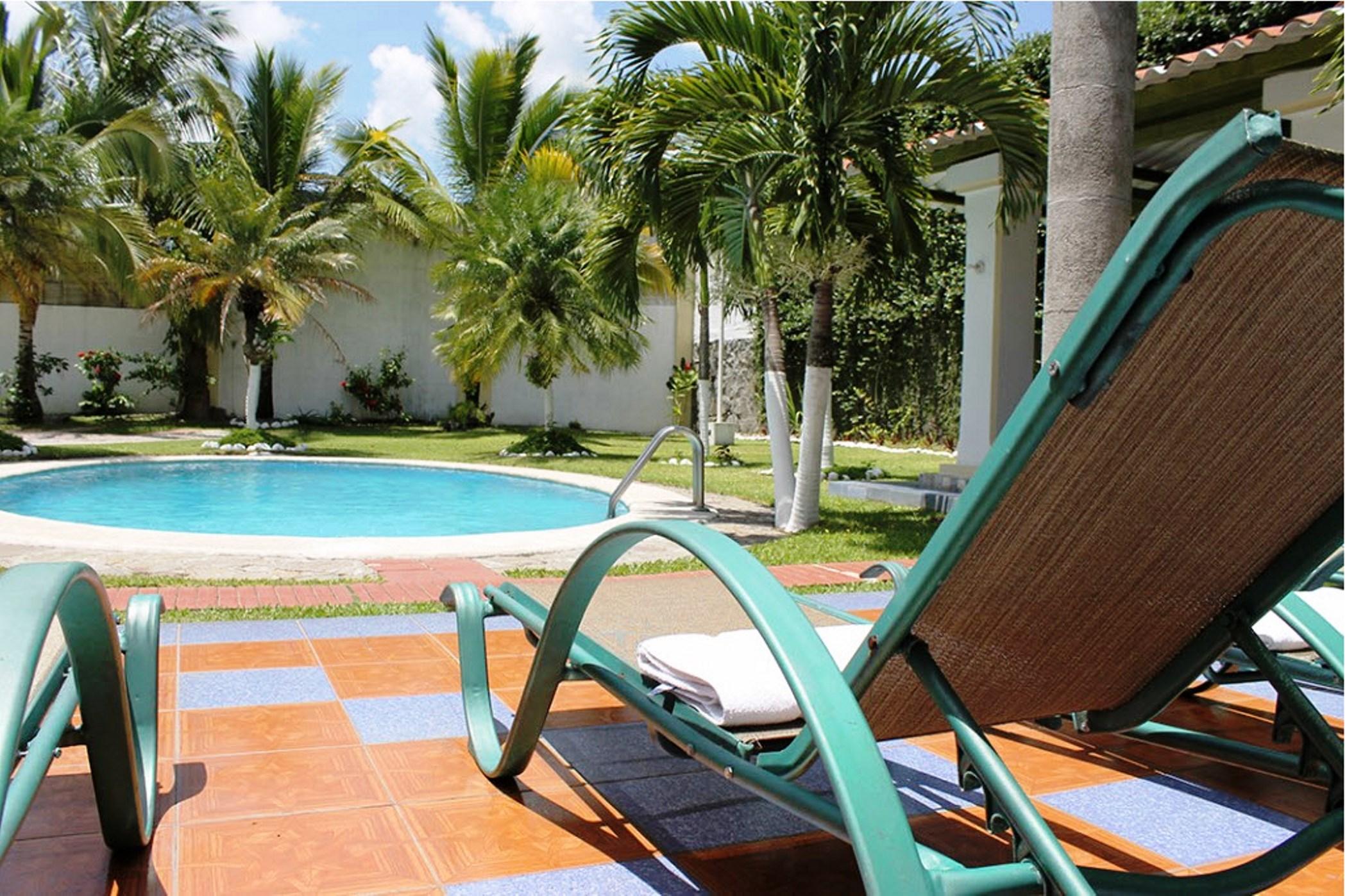 Hotel Santa Elena Antiguo Cuscatlán Екстериор снимка