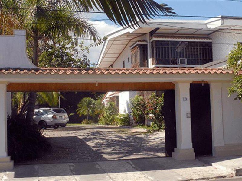 Hotel Santa Elena Antiguo Cuscatlán Екстериор снимка